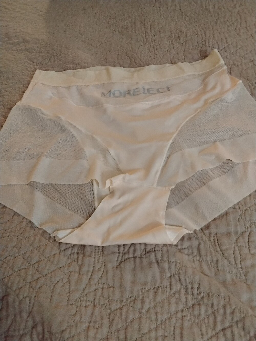 MORELECI Ivory Seamless Mesh Hipster Briefs